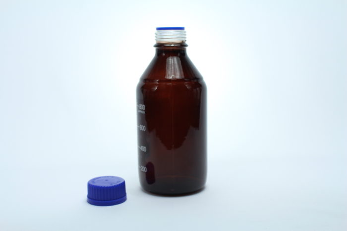 Reagent Bottle with Blue Crew Cap, Amber, Borosilicate Glass, 1000 ml